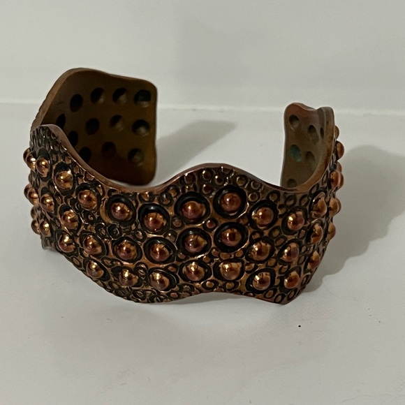 Vintage Navajo Ronnie Willie Signed Copper Cuff Bracelet - Picture 2 of 16